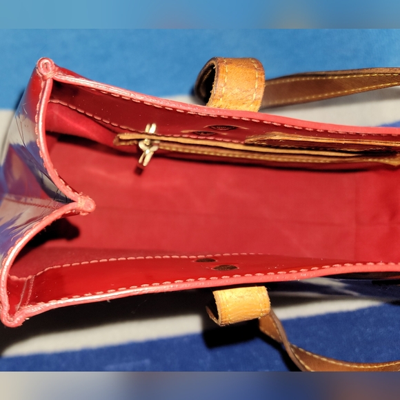 LOUIS VUITTON Reade PM Rouge Monogram Vernis MI1012 Handbag - Picture 13 of 16